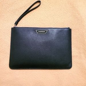 Women's clutch